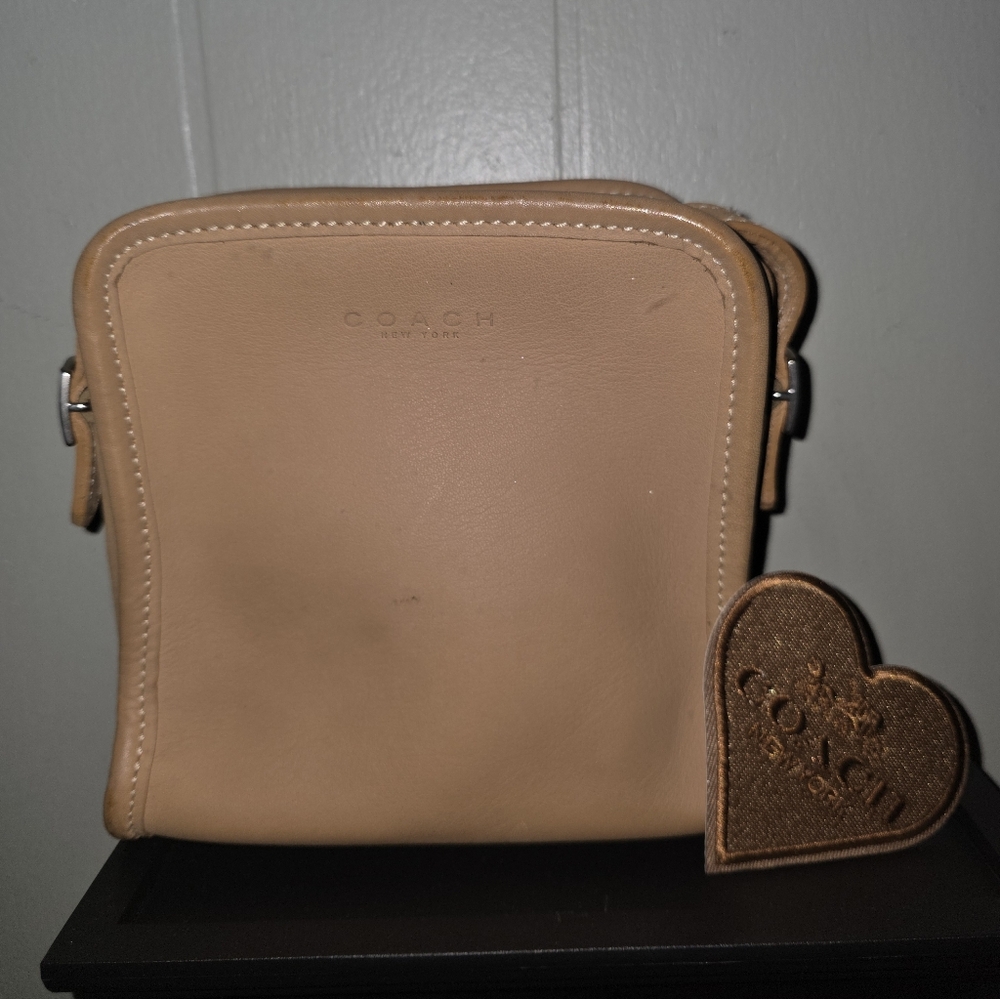 Vintage Coach Bellini Style made in the US in 1999 Mini Crossbody